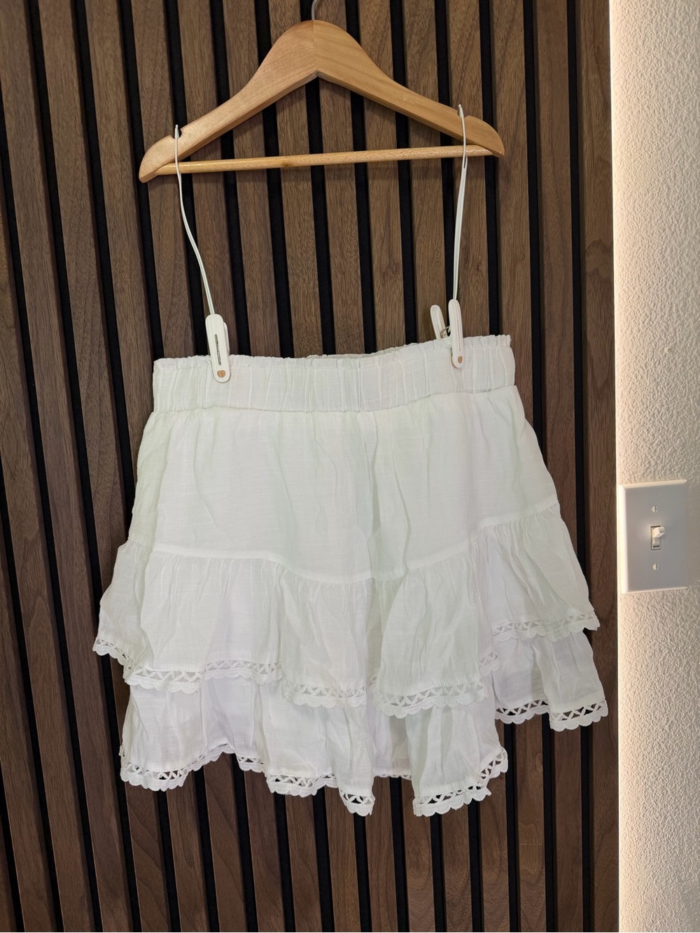 Tiered Lace-Trim Mini Skirt - Flowy - White